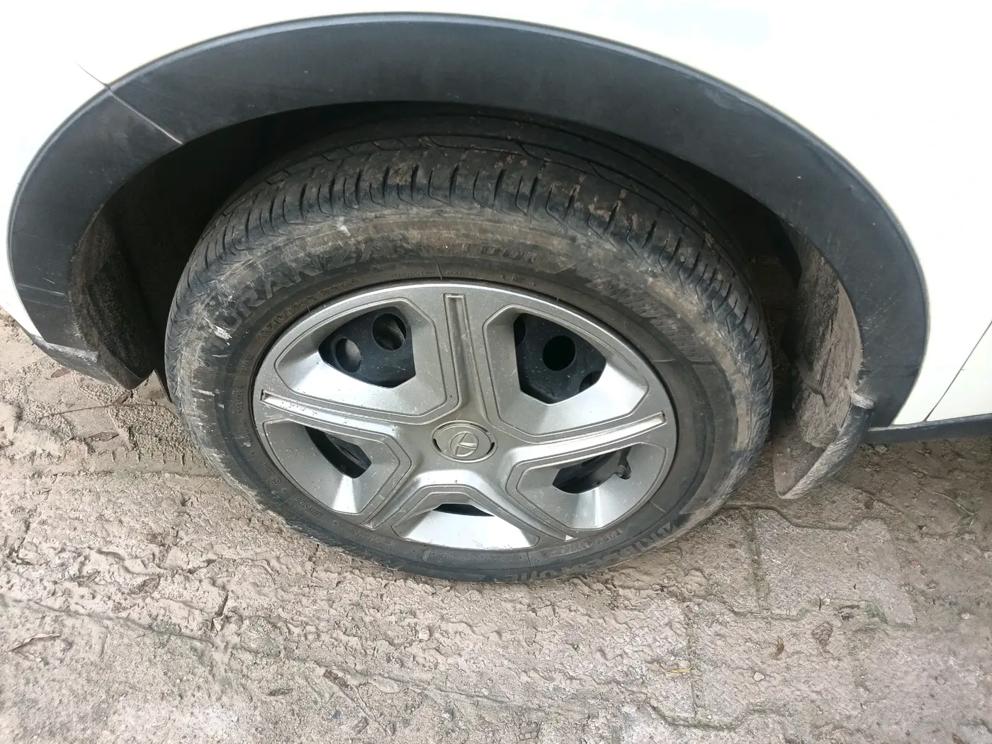 2022 Tata NEXON XM SUNROOF PETROL, Petrol, Manual, 46,849 km, tyre