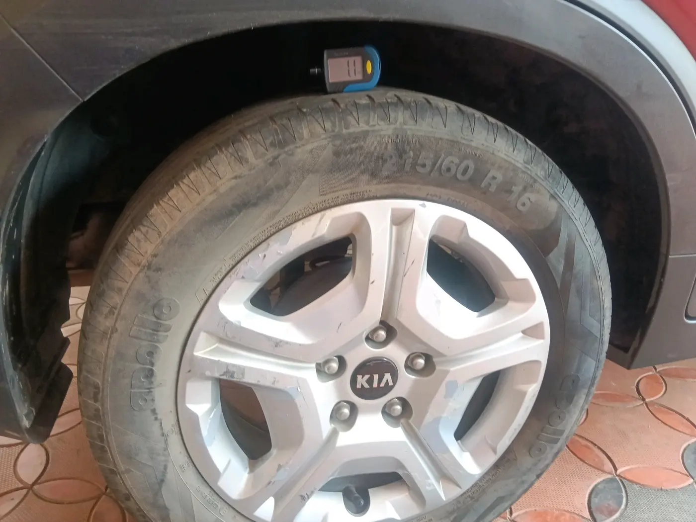 2020 KIA SONET HTK 1.2, Petrol, Manual, 72,179 km, tyre