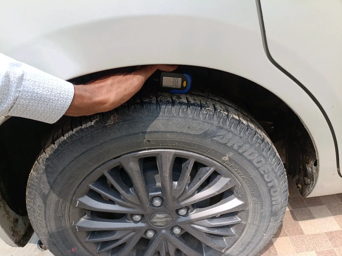 2019 Maruti Ertiga ZXI SHVS, Petrol, Manual, 93,424 km, tyre