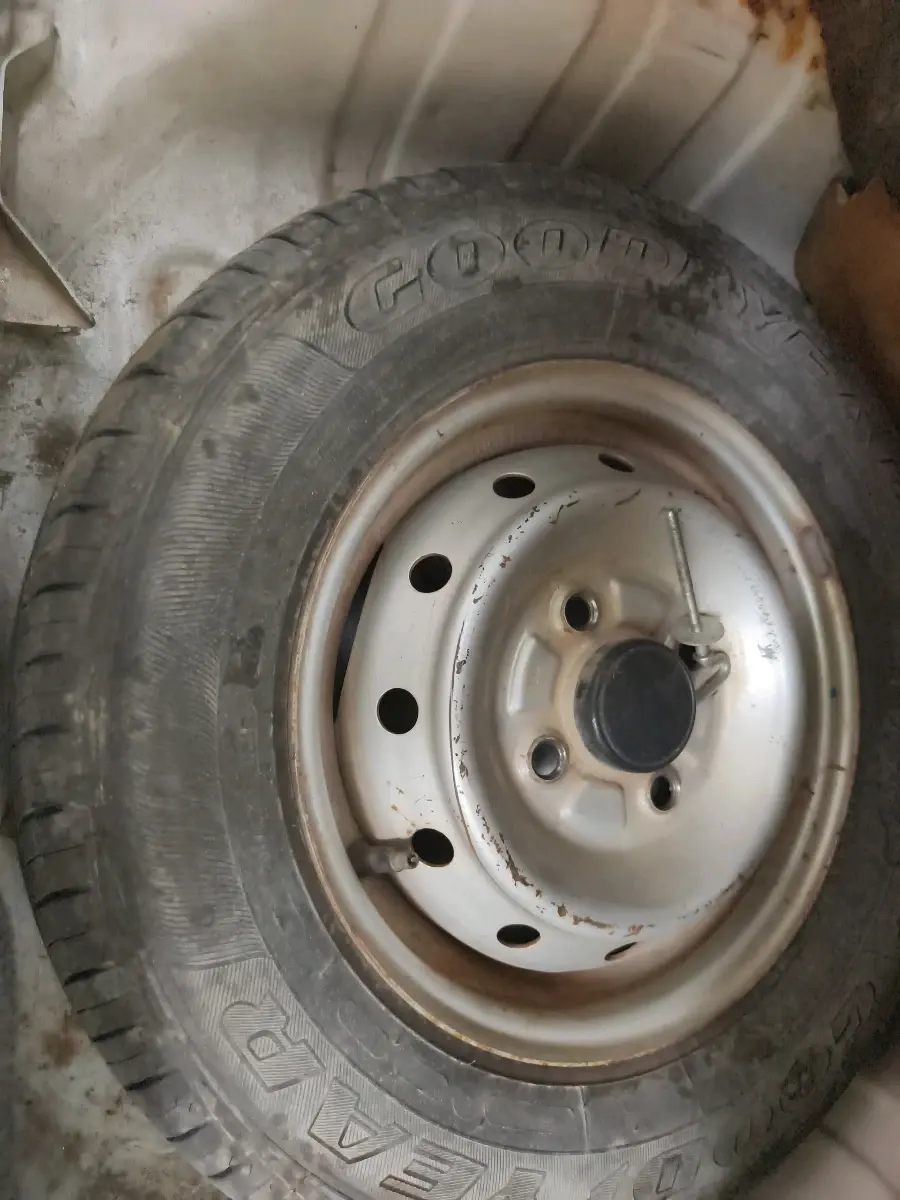 2011 Maruti Alto LXI, Petrol, Manual, 67,070 km, tyre