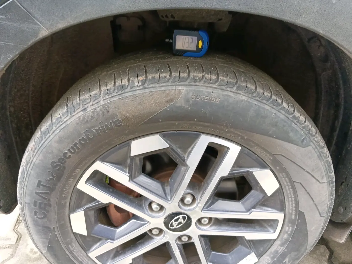 2024 Hyundai VENUE SX 1.2 PETROL, Petrol, Manual, 47,510 km, tyre