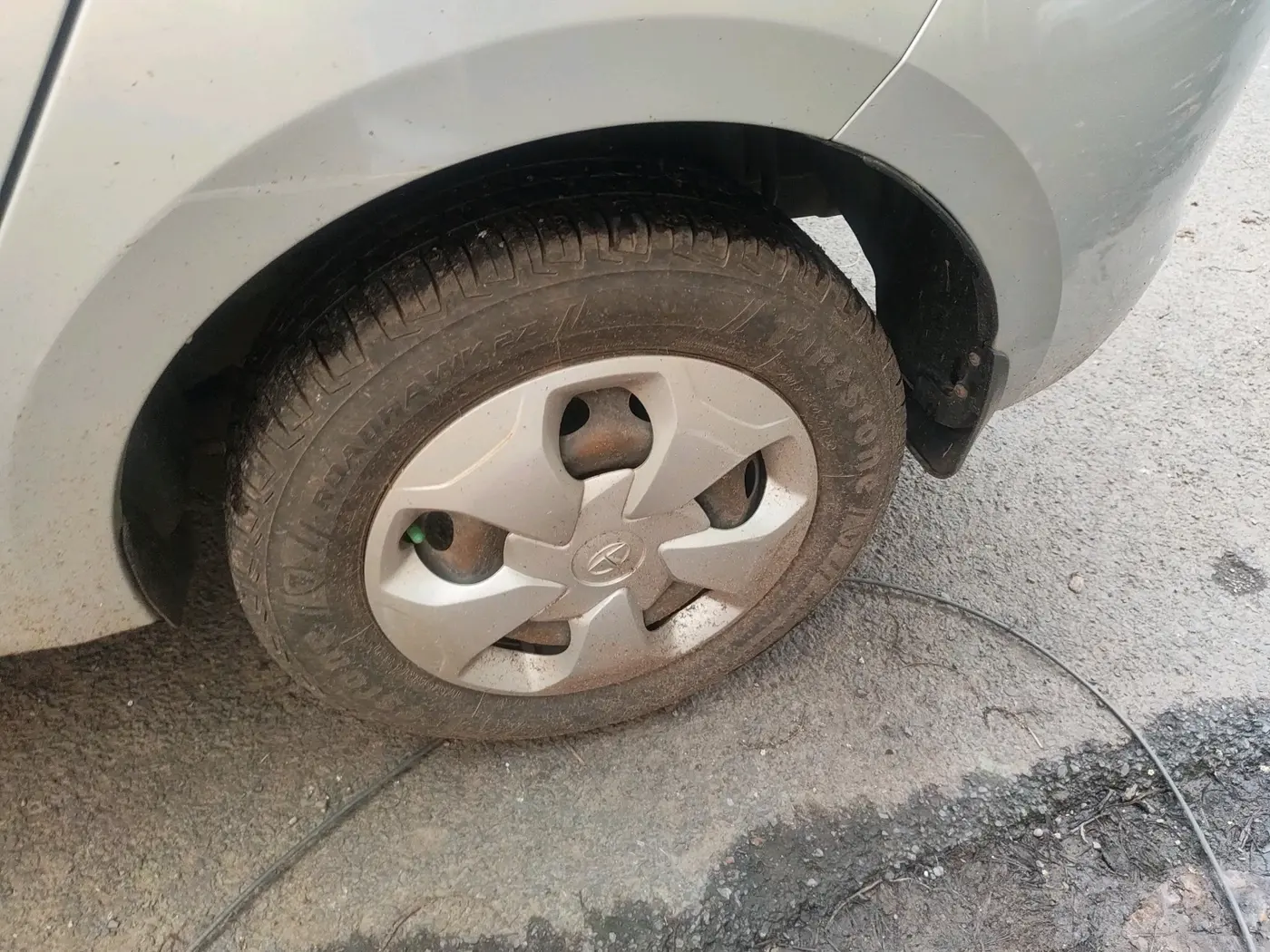2021 Tata TIGOR XZ PETROL, Petrol, Manual, 42,438 km, tyre