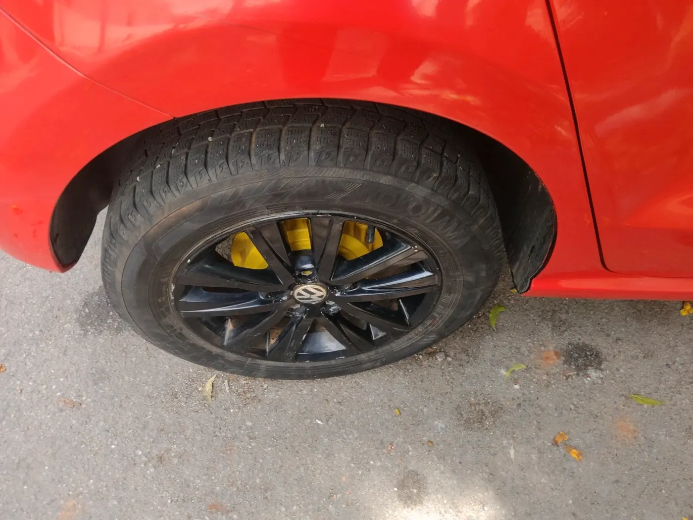 2014 Volkswagen Polo GT TSI AT, Petrol, Automatic, 47,975 km, tyre