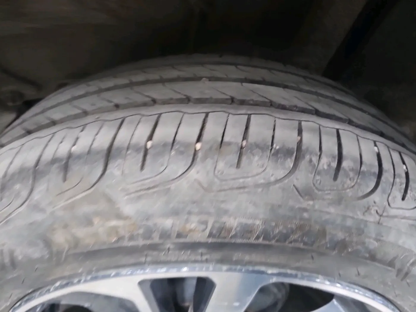 2022 Tata ALTROZ XZA PLUS, Petrol, Automatic, 27,414 km, tyre