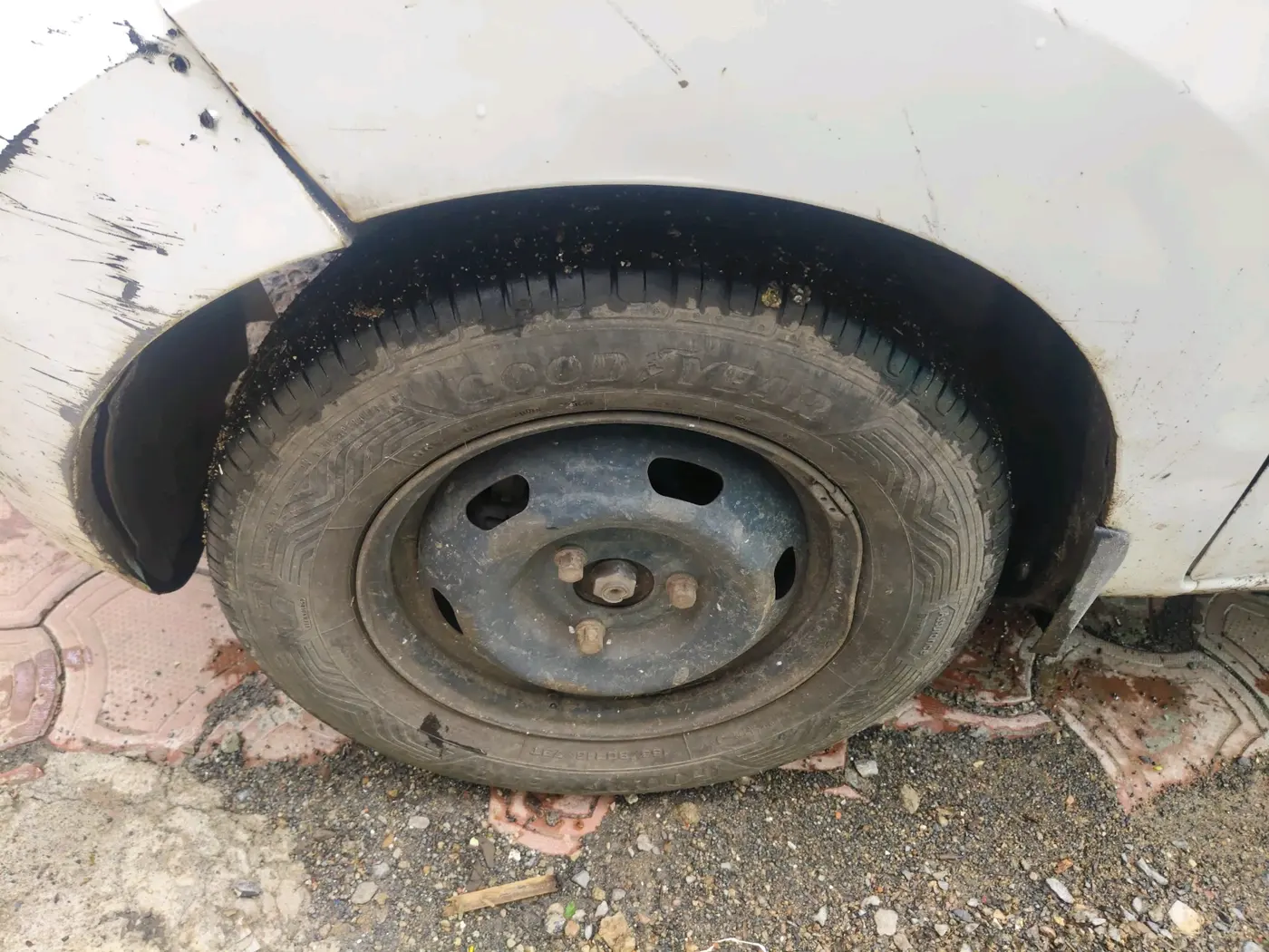 2018 Datsun Redi Go T (O), Petrol, Manual, 72,302 km, tyre