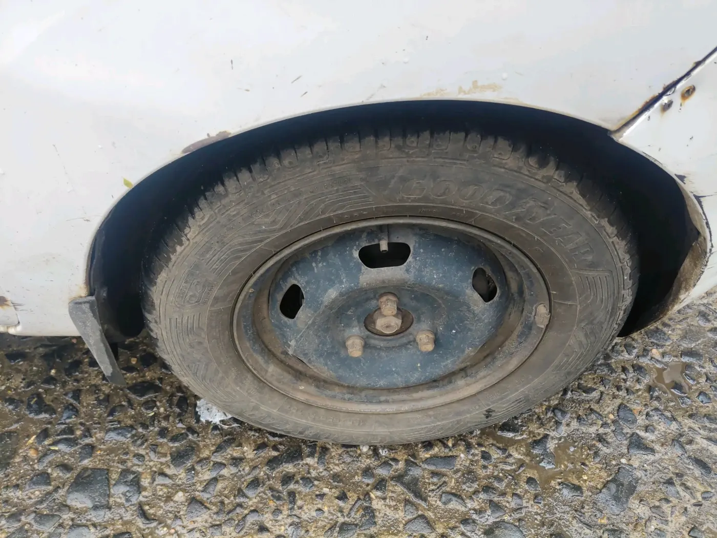 2018 Datsun Redi Go T (O), Petrol, Manual, 72,302 km, tyre