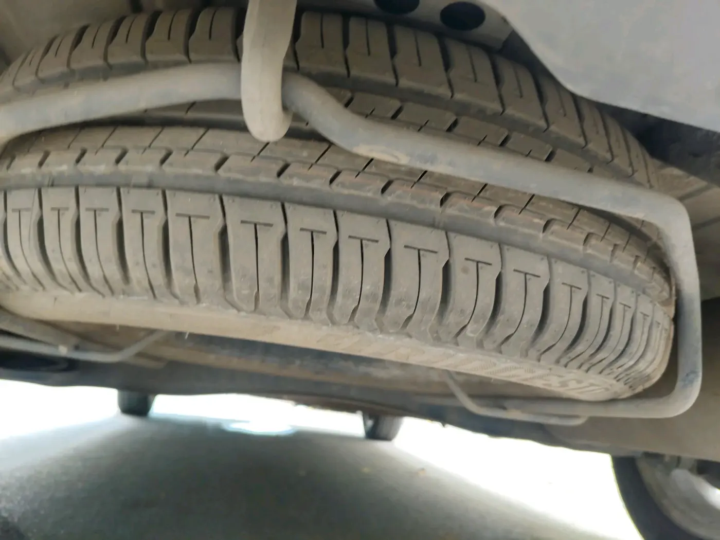 2021 Maruti Ertiga ZXI+ SHVS, Petrol, Manual, 71,803 km, tyre