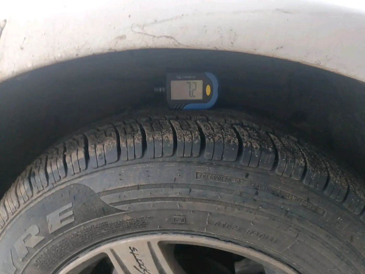 2012 Maruti Swift VDI, Diesel, Manual, 1,03,575 km, tyre