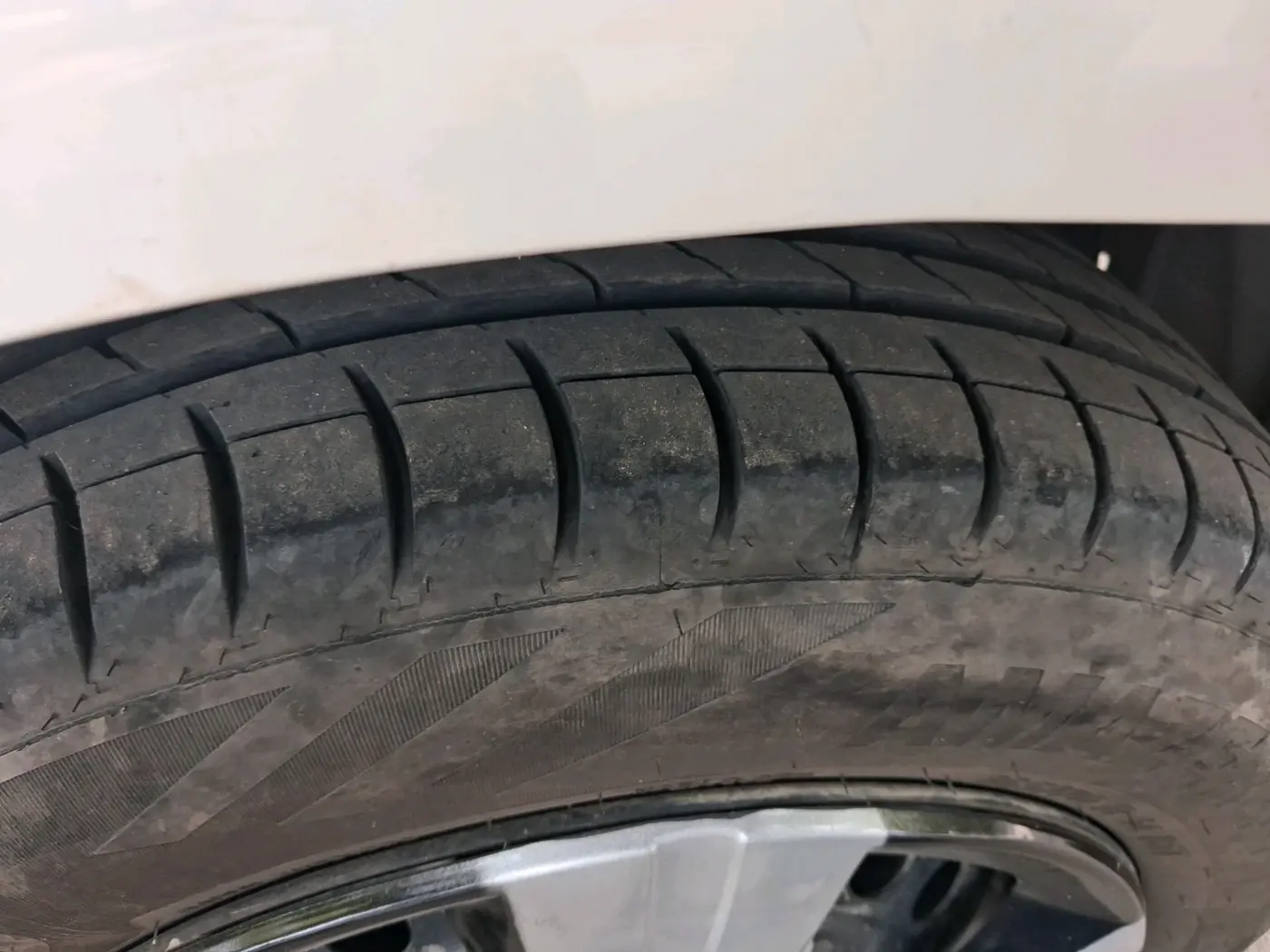 2015 Honda Amaze 1.5L I-DTEC S, Diesel, Manual, 1,12,081 km, tyre
