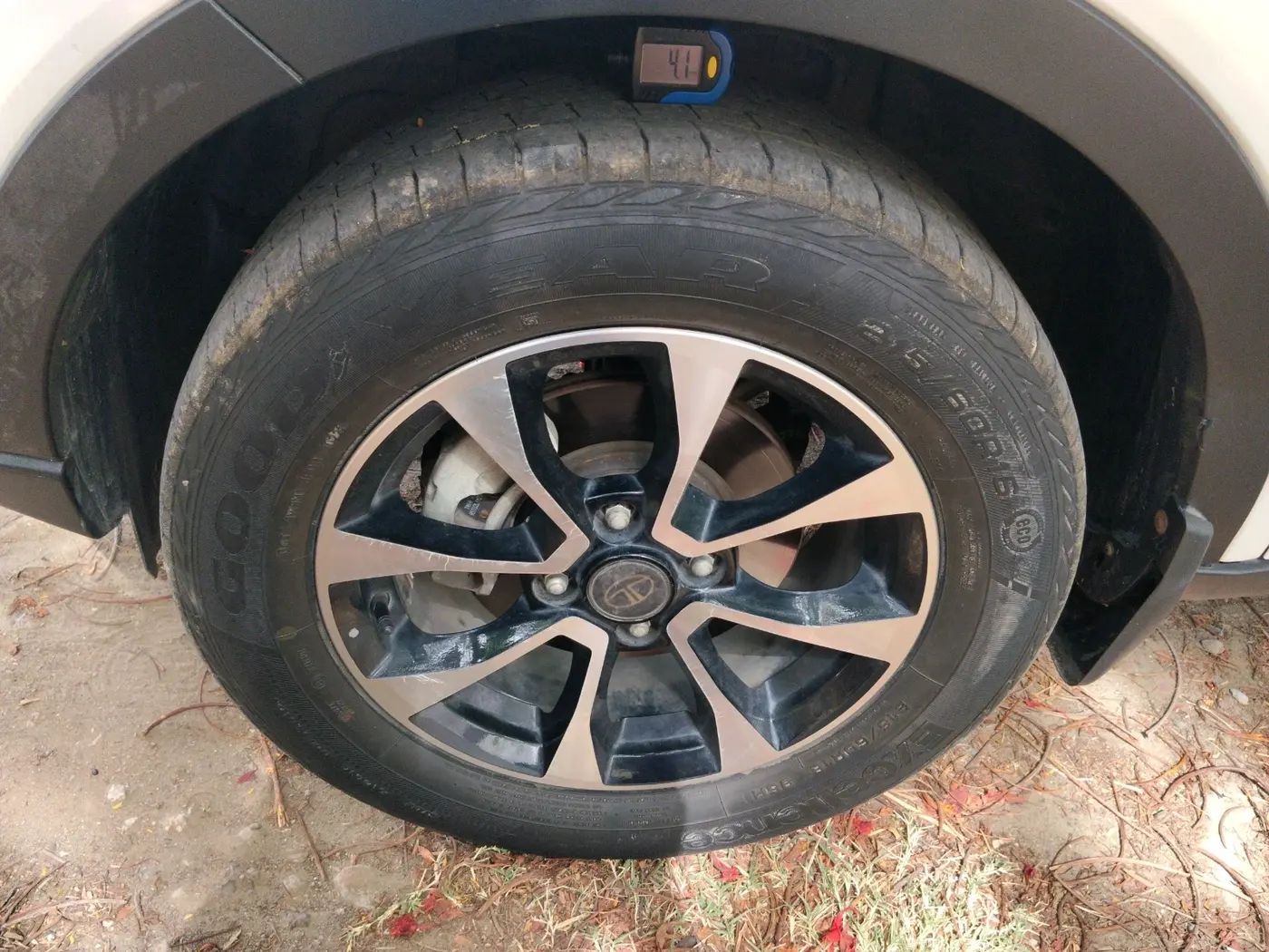 2021 Tata NEXON XZ PLUS PETROL, Petrol, Manual, 29,834 km, tyre