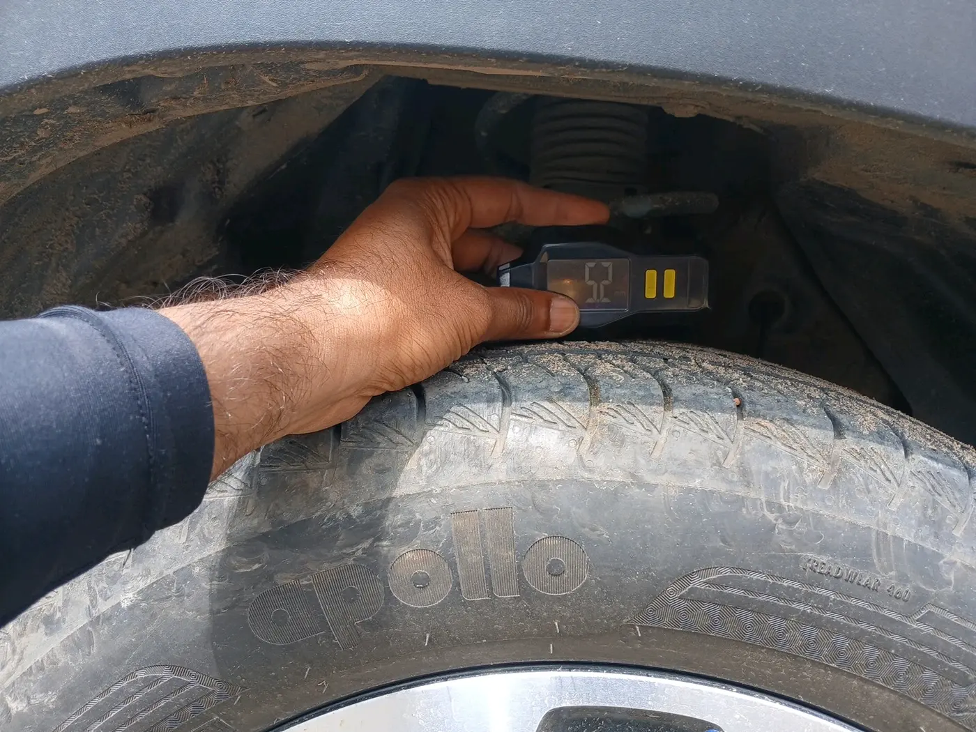 2023 Maruti Grand Vitara DELTA SMART HYBRID, Petrol, Manual, 45,592 km, tyre