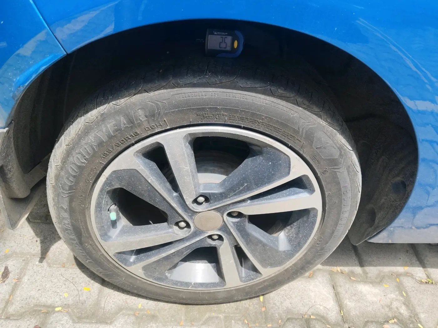 2022 Tata ALTROZ XZ DIESEL, Diesel, Manual, 52,023 km, tyre