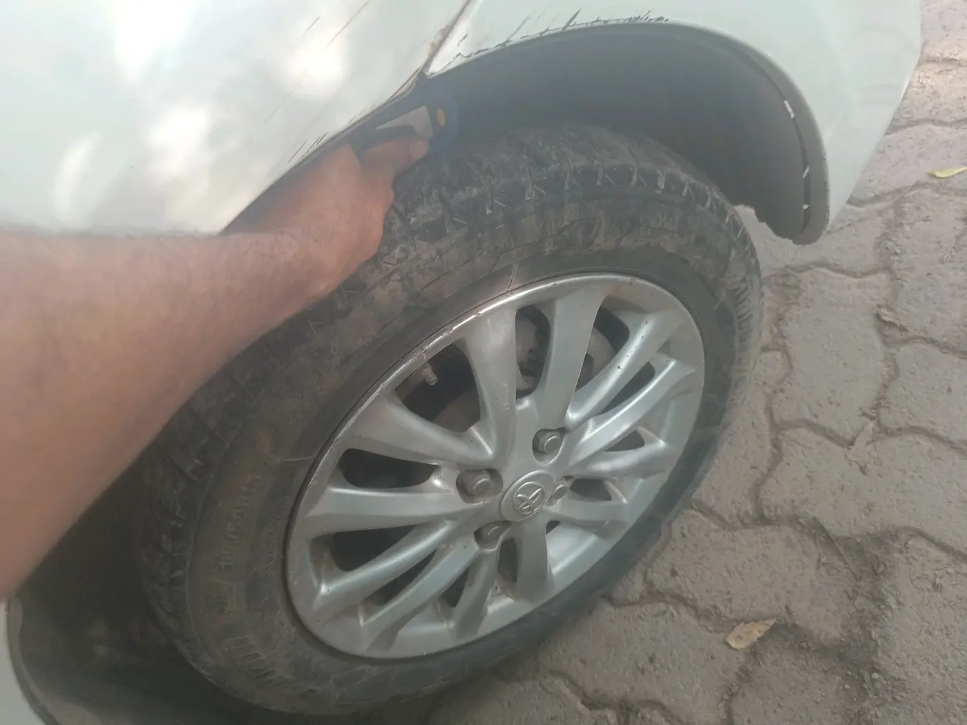 2012 Toyota Etios VD, Diesel, Manual, 75,786 km, tyre