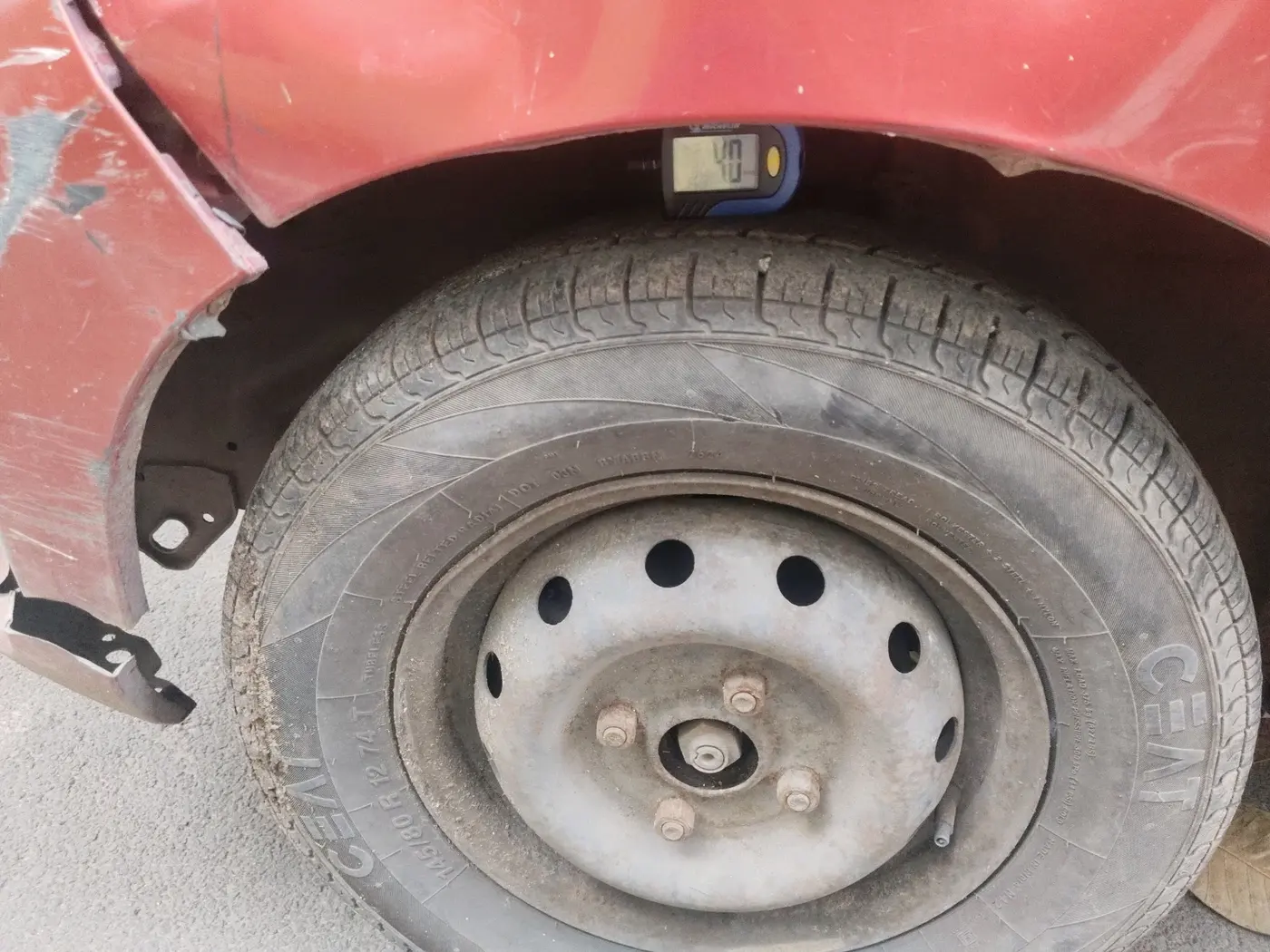 2013 Maruti Alto 800 VXI, Petrol, Manual, 63,411 km, tyre