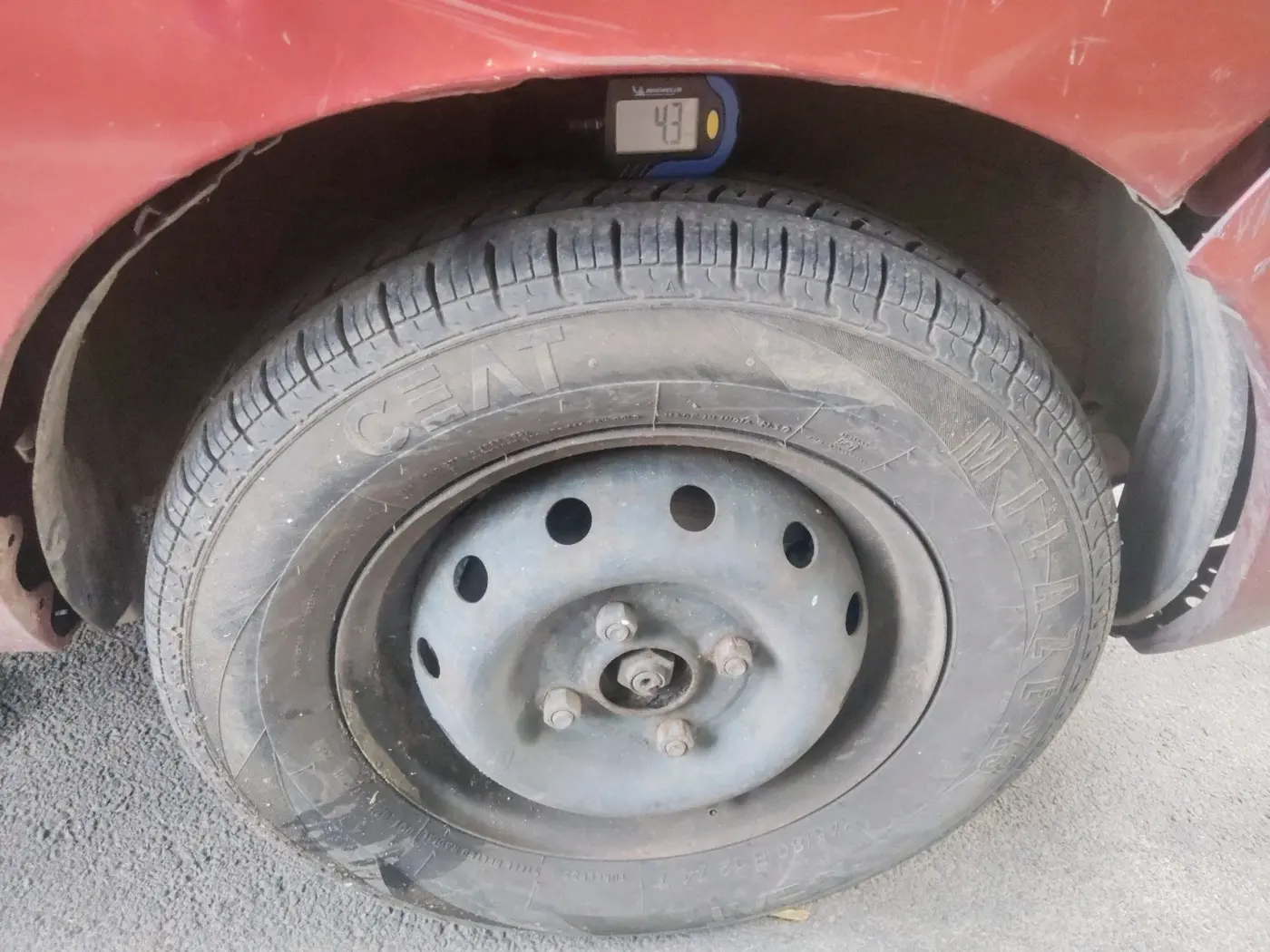 2013 Maruti Alto 800 VXI, Petrol, Manual, 63,411 km, tyre
