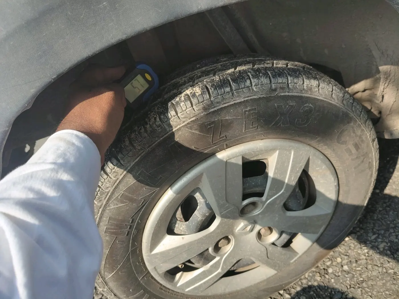 2019 Renault Kwid RXL, CNG, Manual, 1,57,250 km, tyre