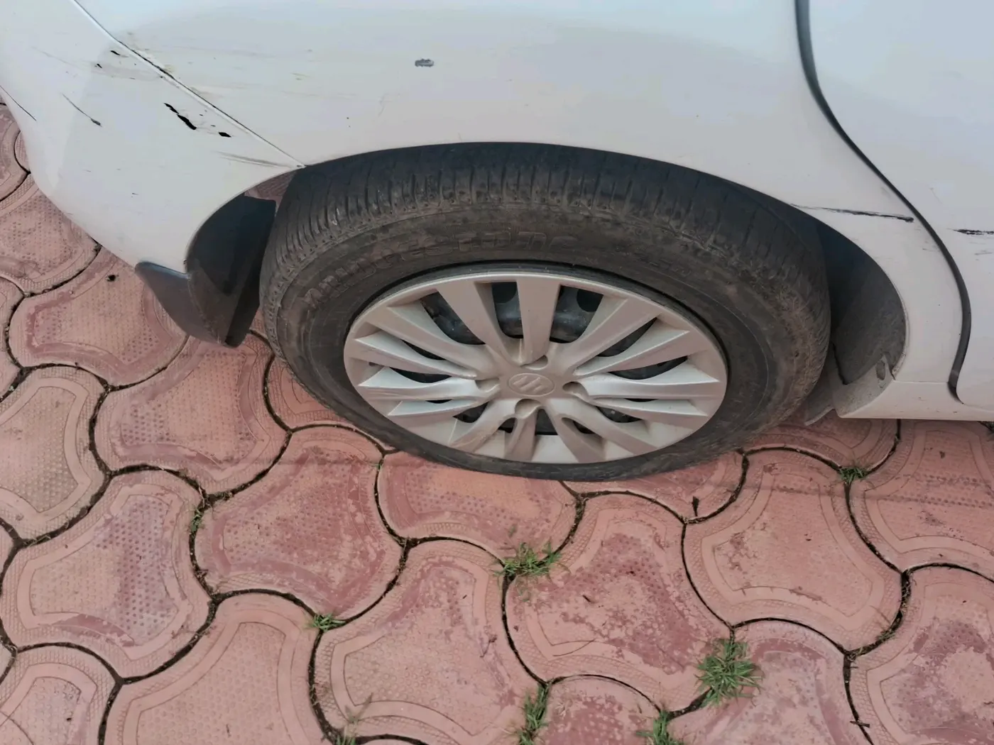 2021 Maruti Baleno DELTA PETROL 1.2, CNG, Manual, 1,06,328 km, tyre