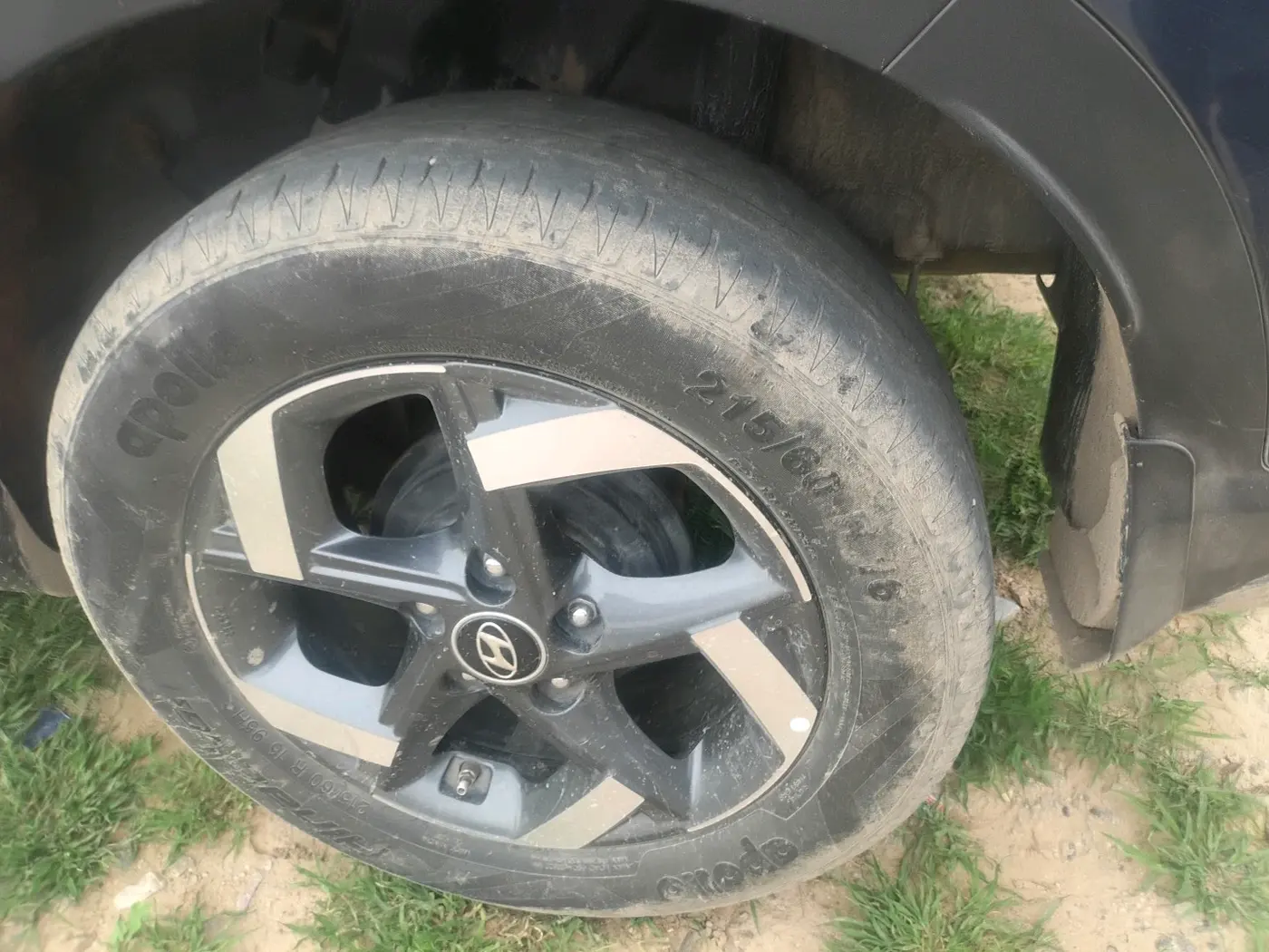 2021 Hyundai VENUE SX PLUS 1.0 TURBO DCT, Petrol, Automatic, 86,371 km, tyre