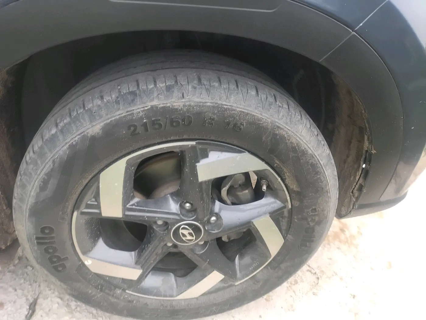 2021 Hyundai VENUE SX PLUS 1.0 TURBO DCT, Petrol, Automatic, 86,371 km, tyre