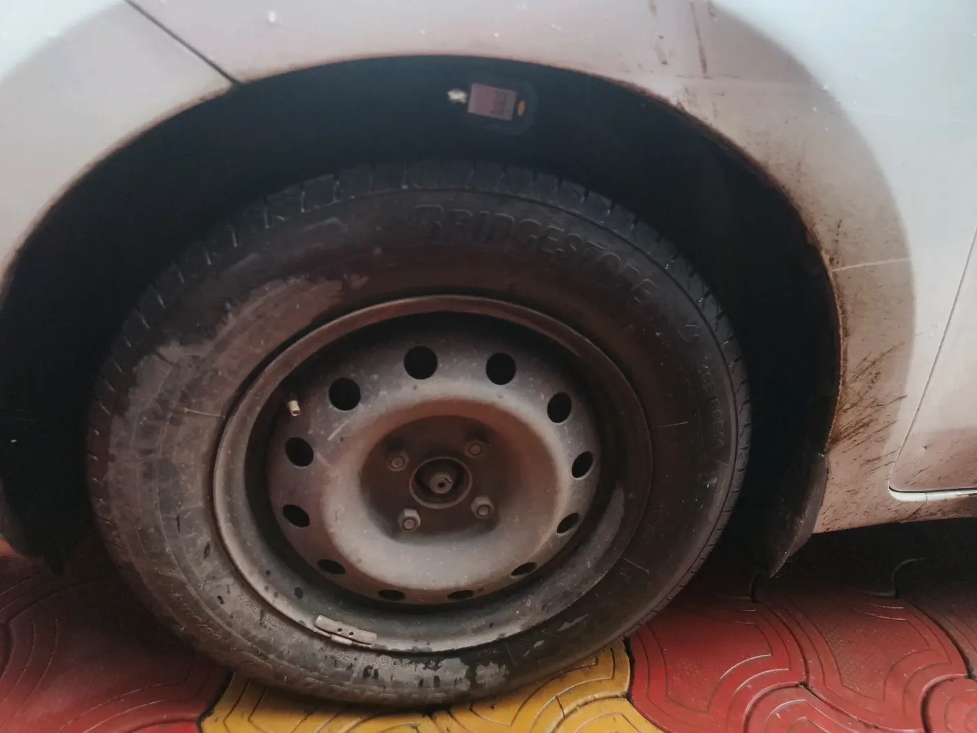 2020 Maruti Dzire VDI, Diesel, Manual, 98,248 km, tyre