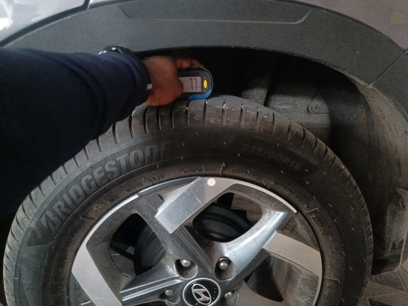 2020 Hyundai VENUE SX 1.0 (O) TURBO, Petrol, Manual, 79,202 km, tyre