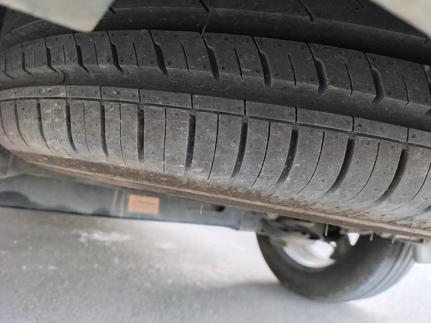 2025 Tata Safari Accomplished 7str AT, Diesel, Automatic, 55,775 km, tyre
