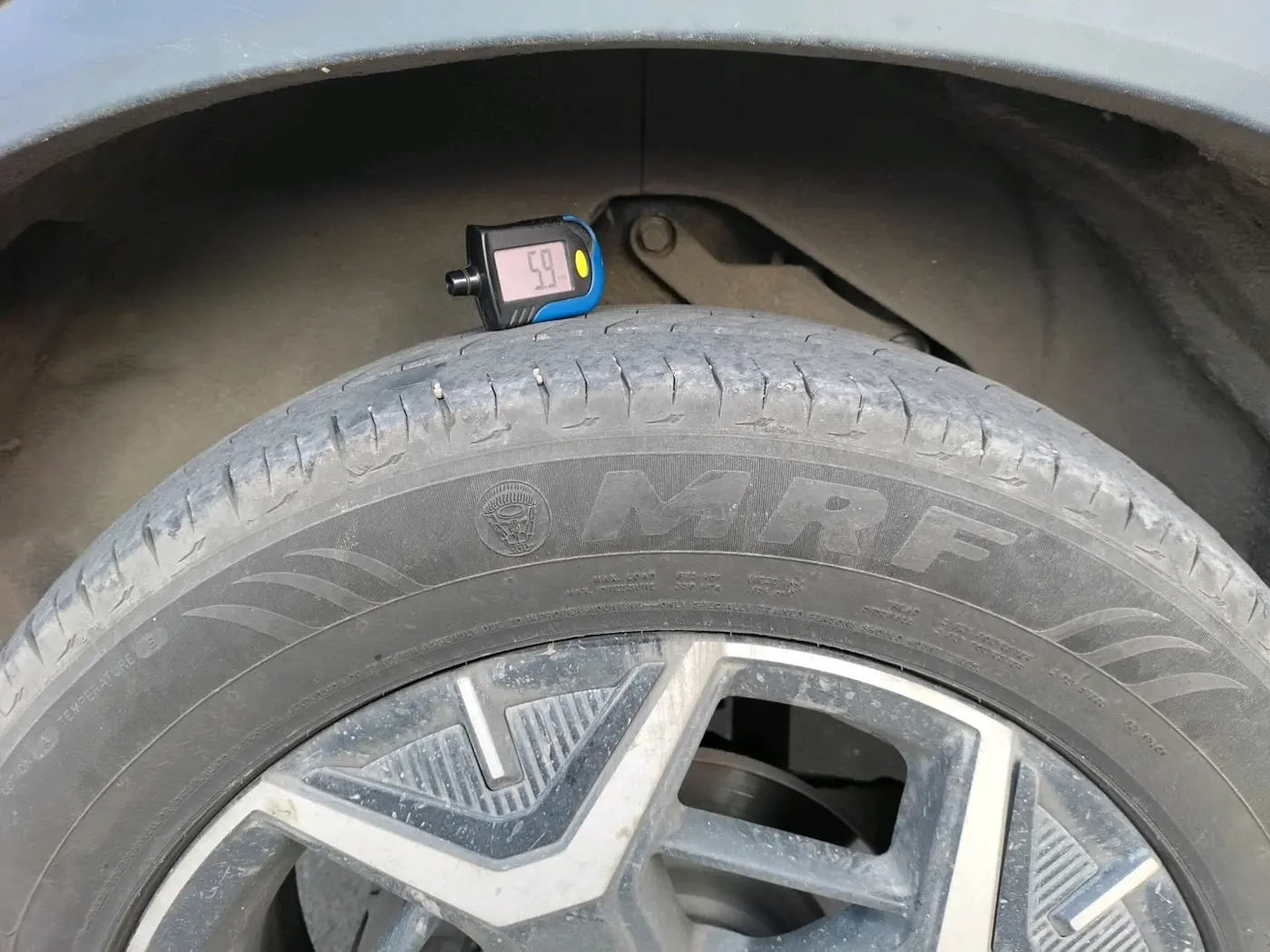 2025 Tata Safari Accomplished 7str AT, Diesel, Automatic, 55,775 km, tyre