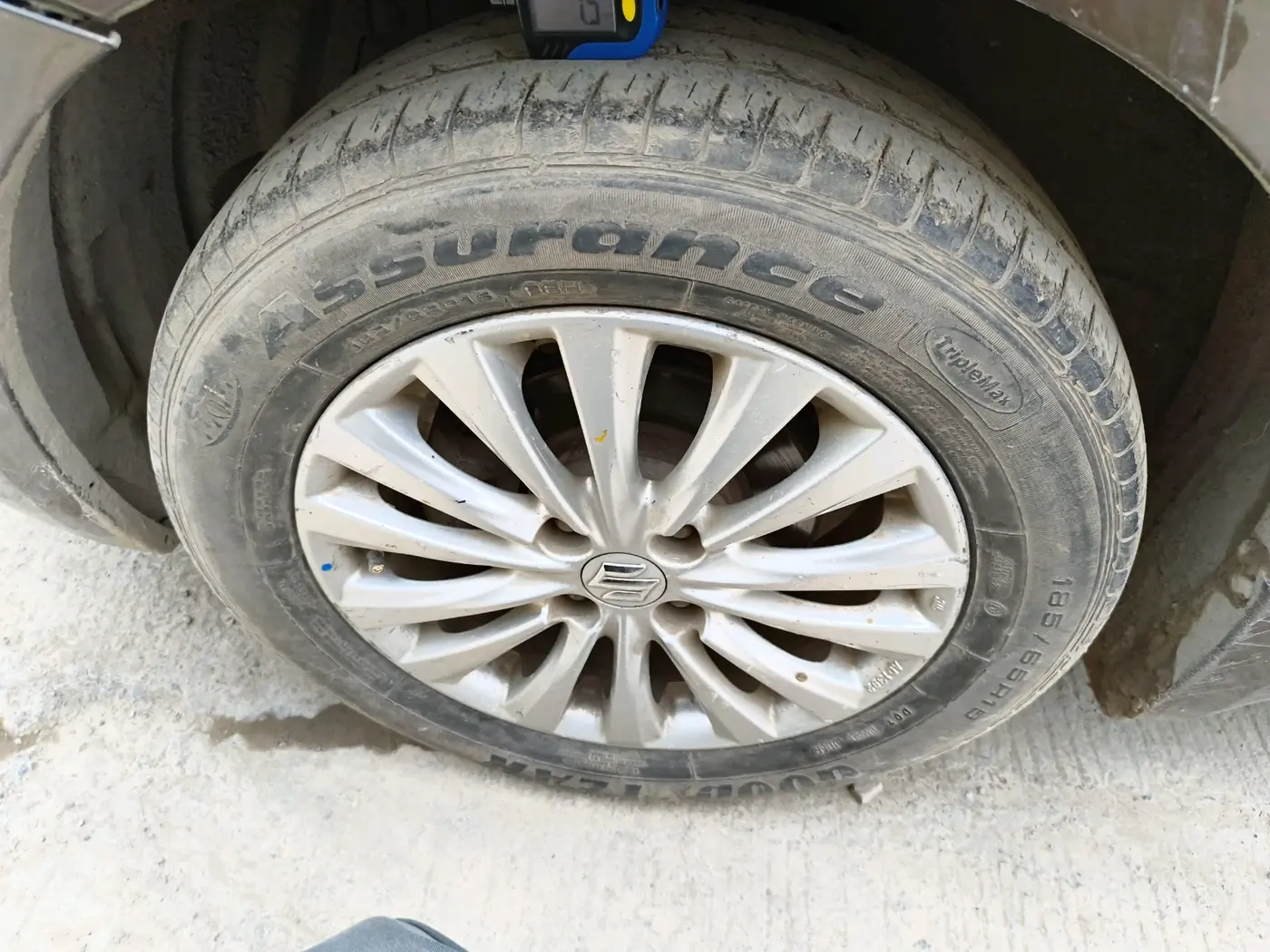 2015 Maruti Ciaz ZXI AT, Petrol, Automatic, 1,03,255 km, tyre