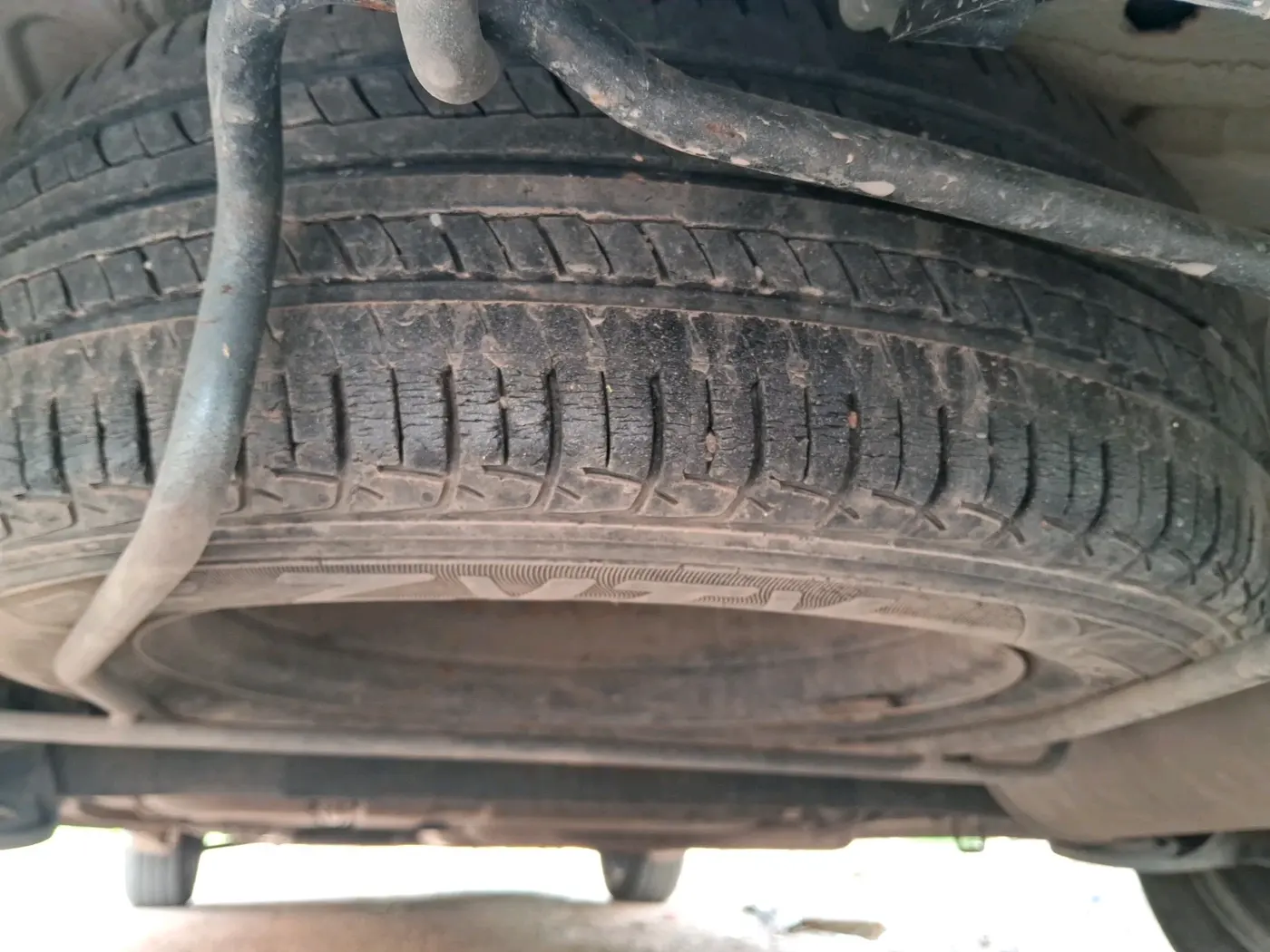 2012 Maruti Ertiga VXI, Petrol, Manual, 46,846 km, tyre