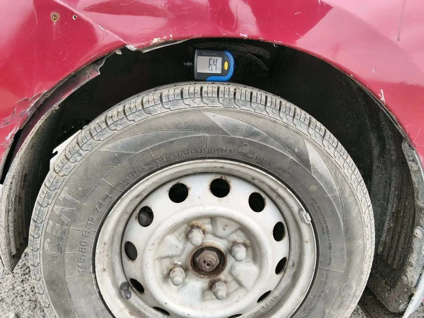 2015 Hyundai Eon ERA +, Petrol, Manual, 53,650 km, tyre