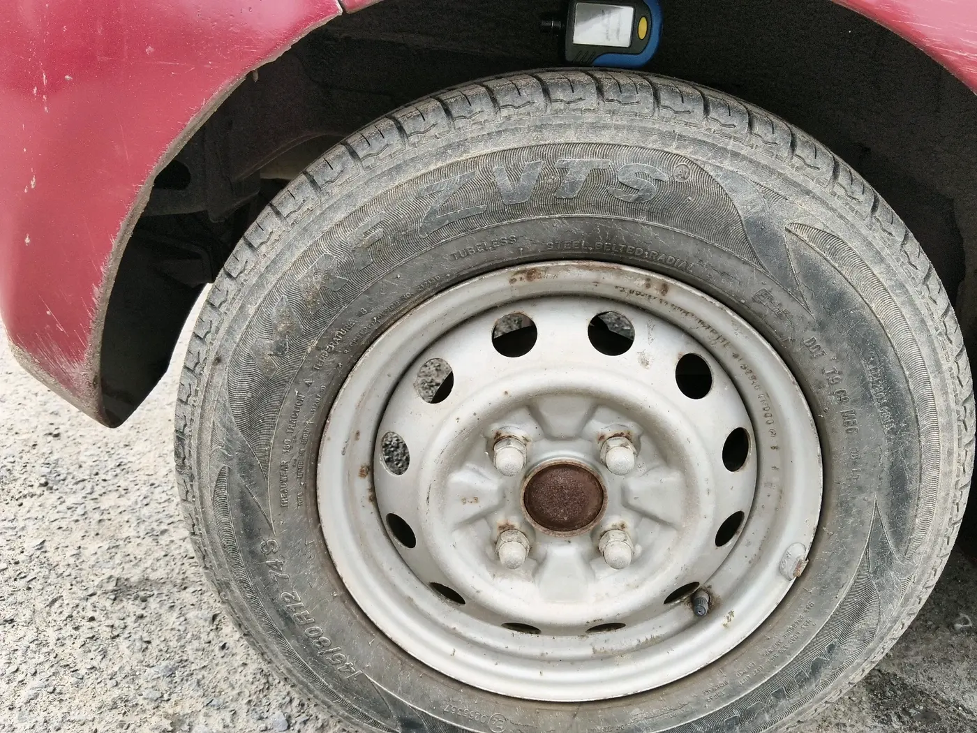 2015 Hyundai Eon ERA +, Petrol, Manual, 53,650 km, tyre