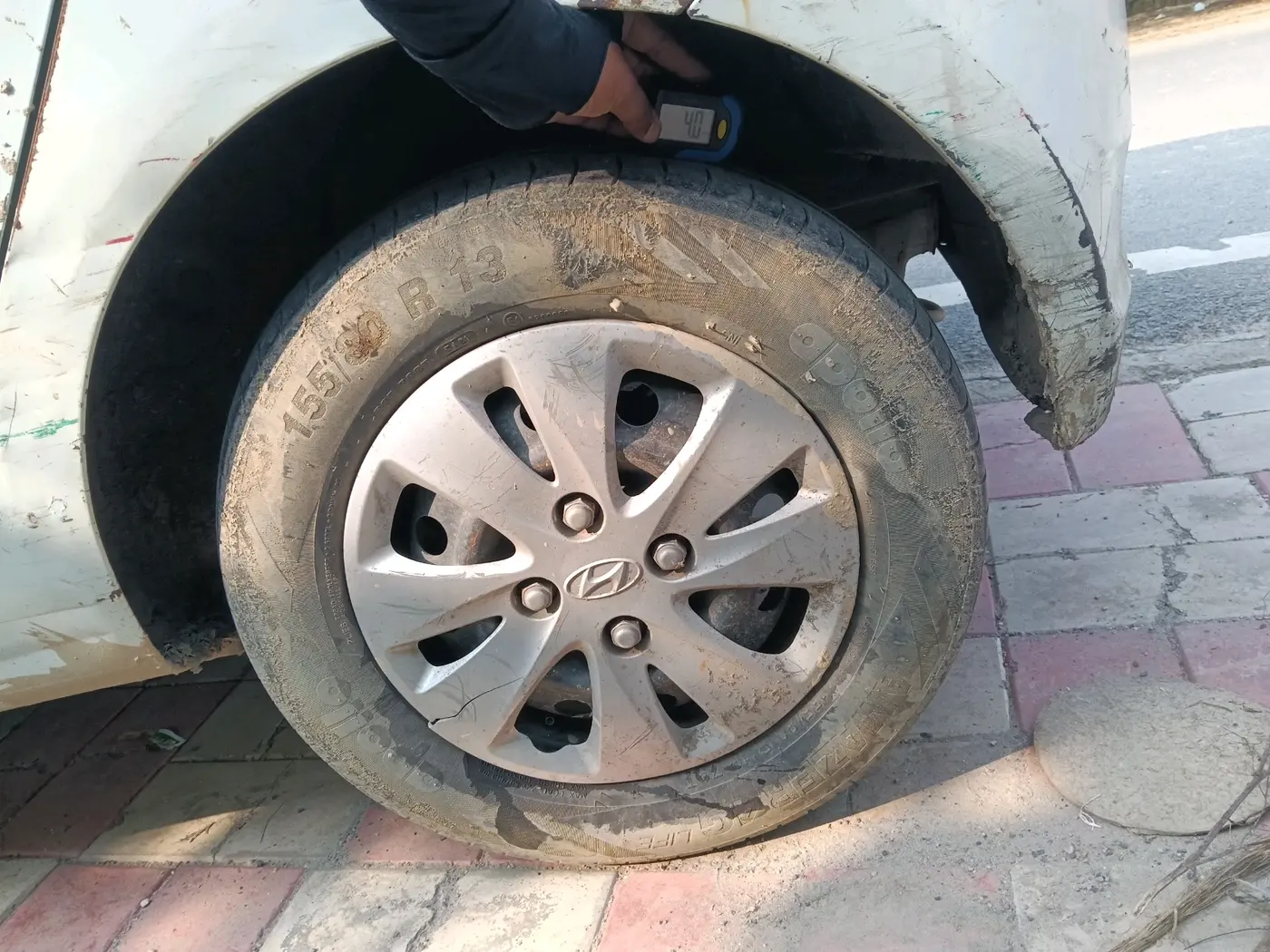 2012 Hyundai i10 MAGNA 1.2, CNG, Manual, 79,532 km, tyre