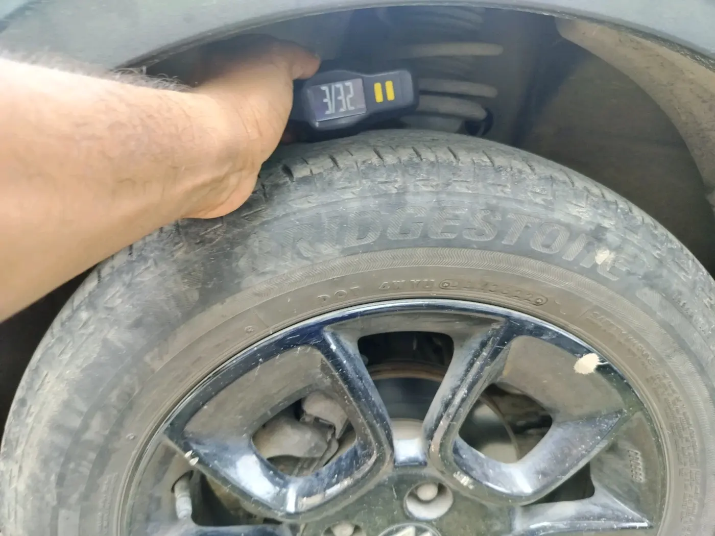 2022 Maruti IGNIS ZETA 1.2, Petrol, Manual, 50,865 km, tyre