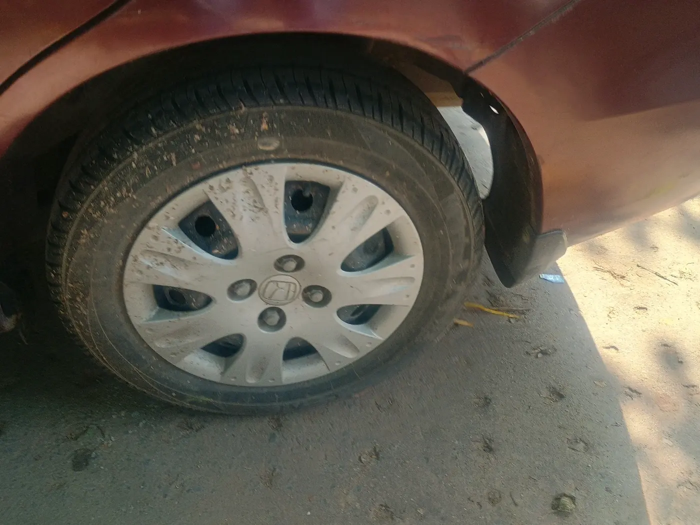 2014 Honda Amaze 1.2L I-VTEC S, Petrol, Manual, 57,614 km, tyre