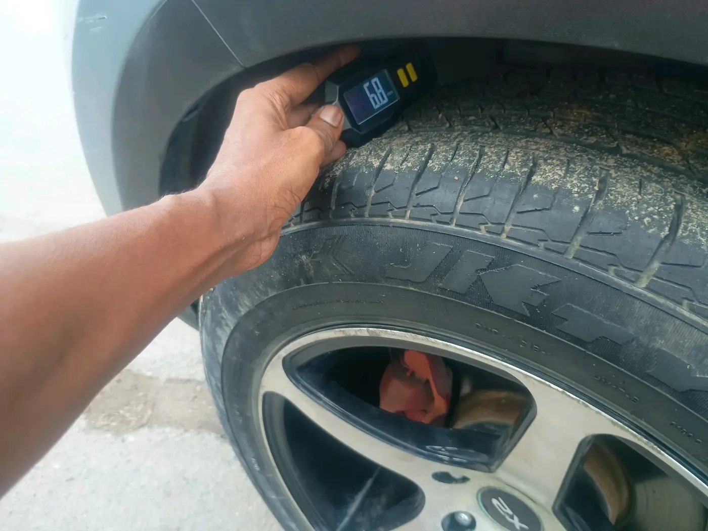 2019 Hyundai VENUE S 1.2, Petrol, Manual, 22,513 km, tyre
