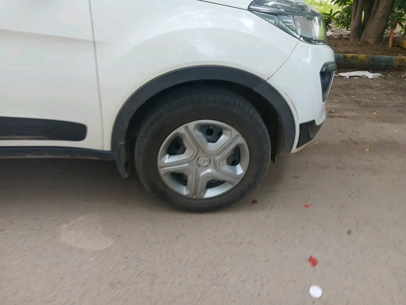 2019 Tata NEXON XMA PETROL, Petrol, Automatic, 78,504 km, tyre