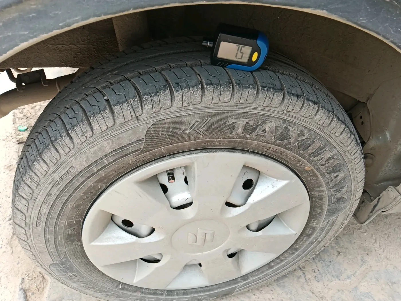 2019 Maruti New Wagon-R LXI CNG (O) 1.0, CNG, Manual, 55,642 km, tyre