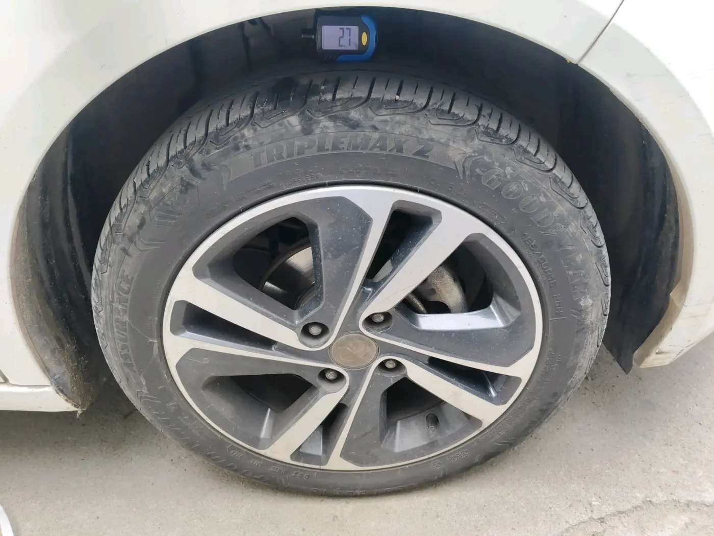 2023 Tata ALTROZ XZ PLUS DIESEL, Diesel, Manual, 64,541 km, tyre