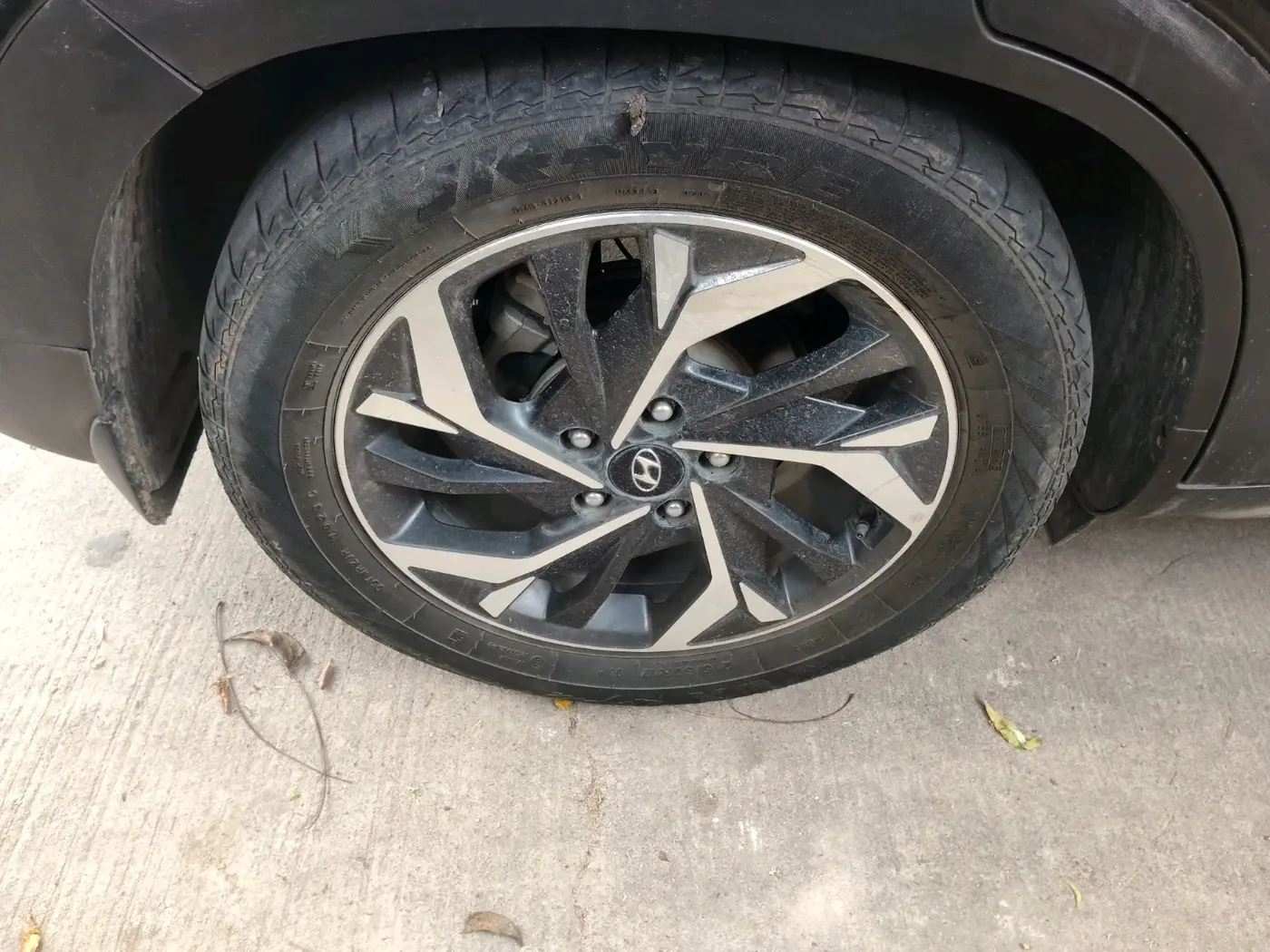2021 Hyundai Creta SX (O) IVT 1.5 PETROL, Petrol, Automatic, 1,23,608 km, tyre