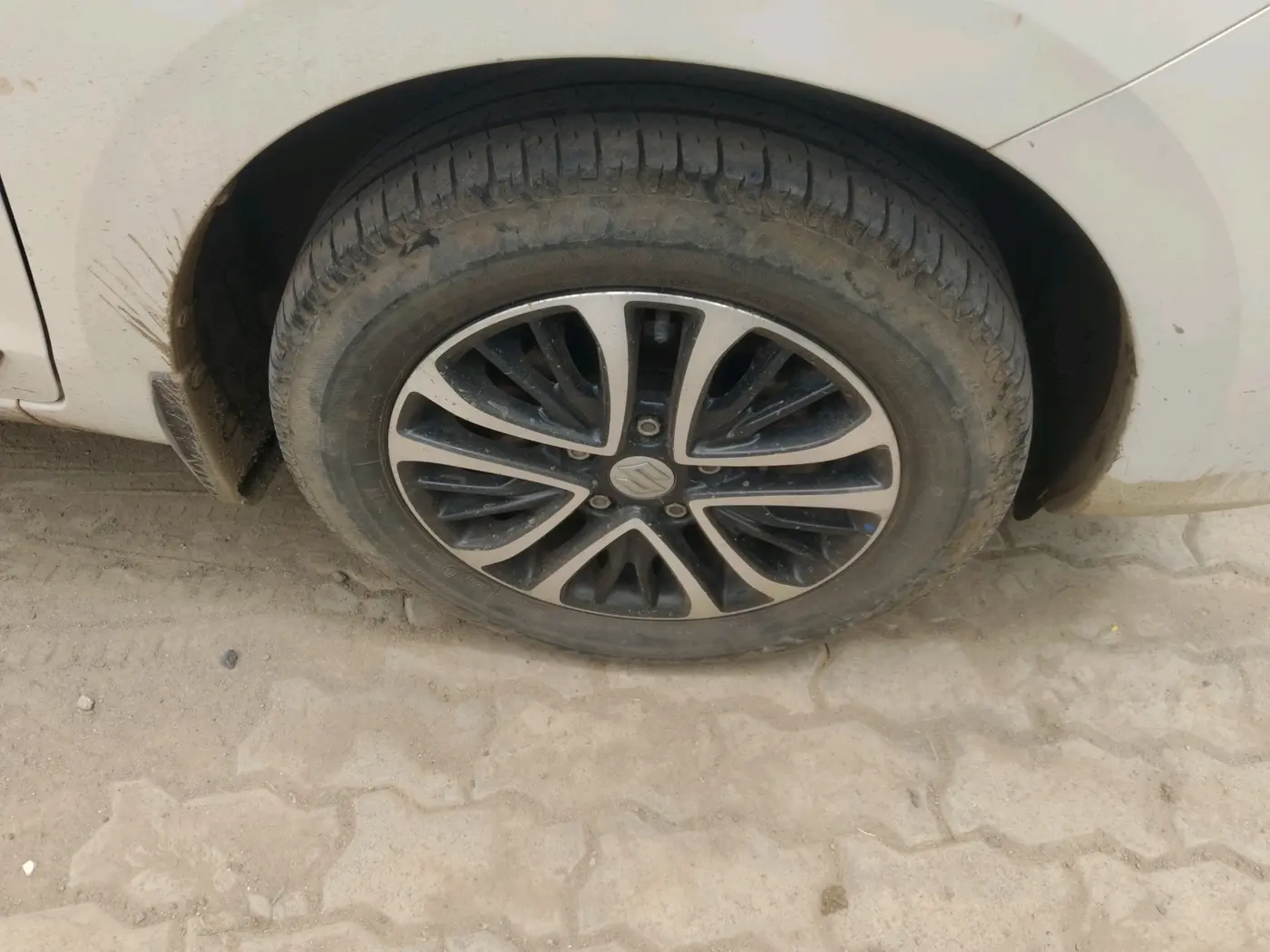 2023 Maruti Ertiga VXi (O), Petrol, Manual, 49,770 km, tyre