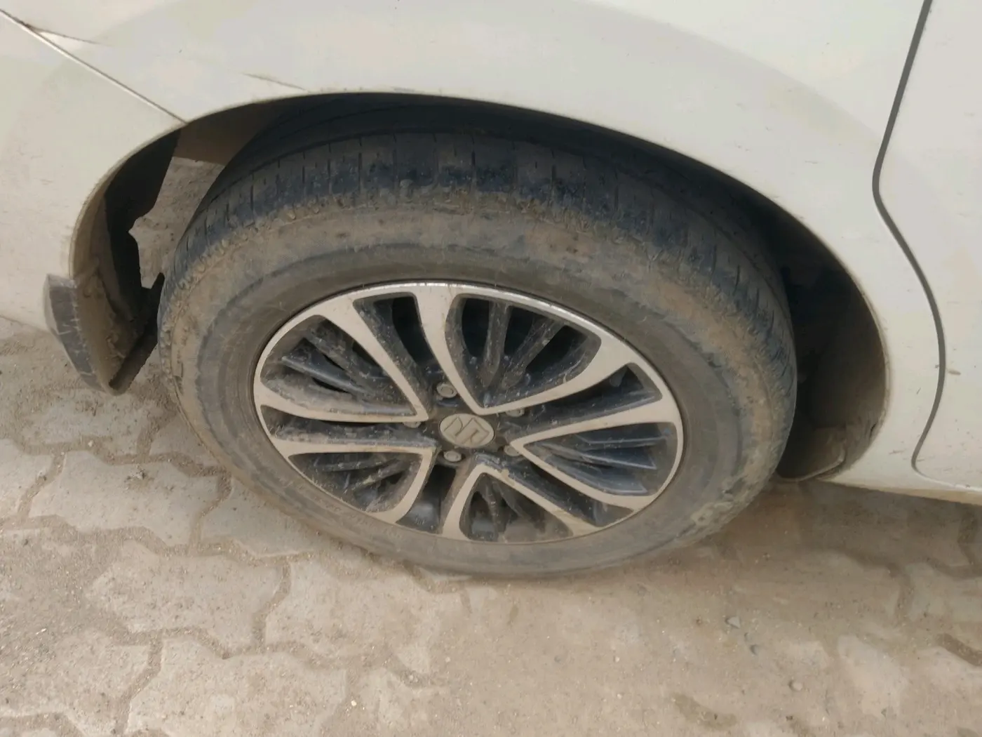 2023 Maruti Ertiga VXi (O), Petrol, Manual, 49,770 km, tyre