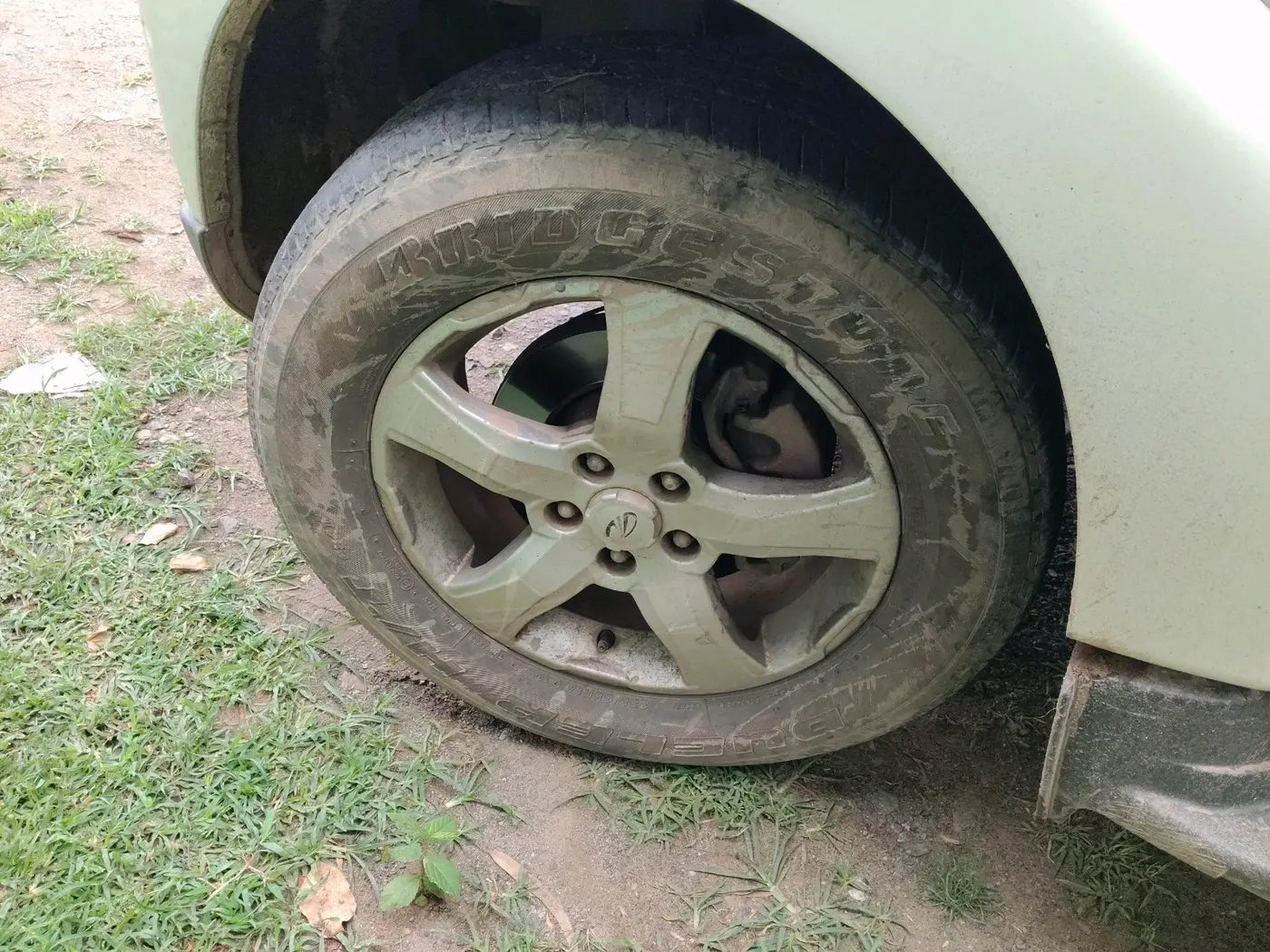 2021 Mahindra Scorpio S11 2WD, Diesel, Manual, 1,11,939 km, tyre