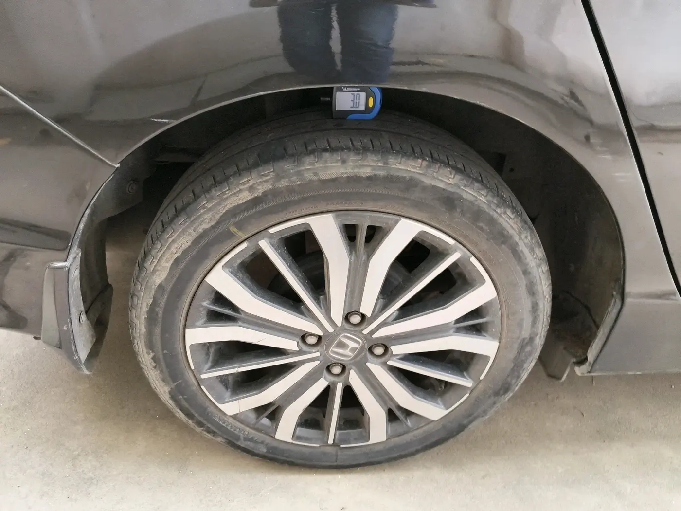 2019 Honda City 1.5L I-VTEC VX, Petrol, Manual, 83,733 km, tyre