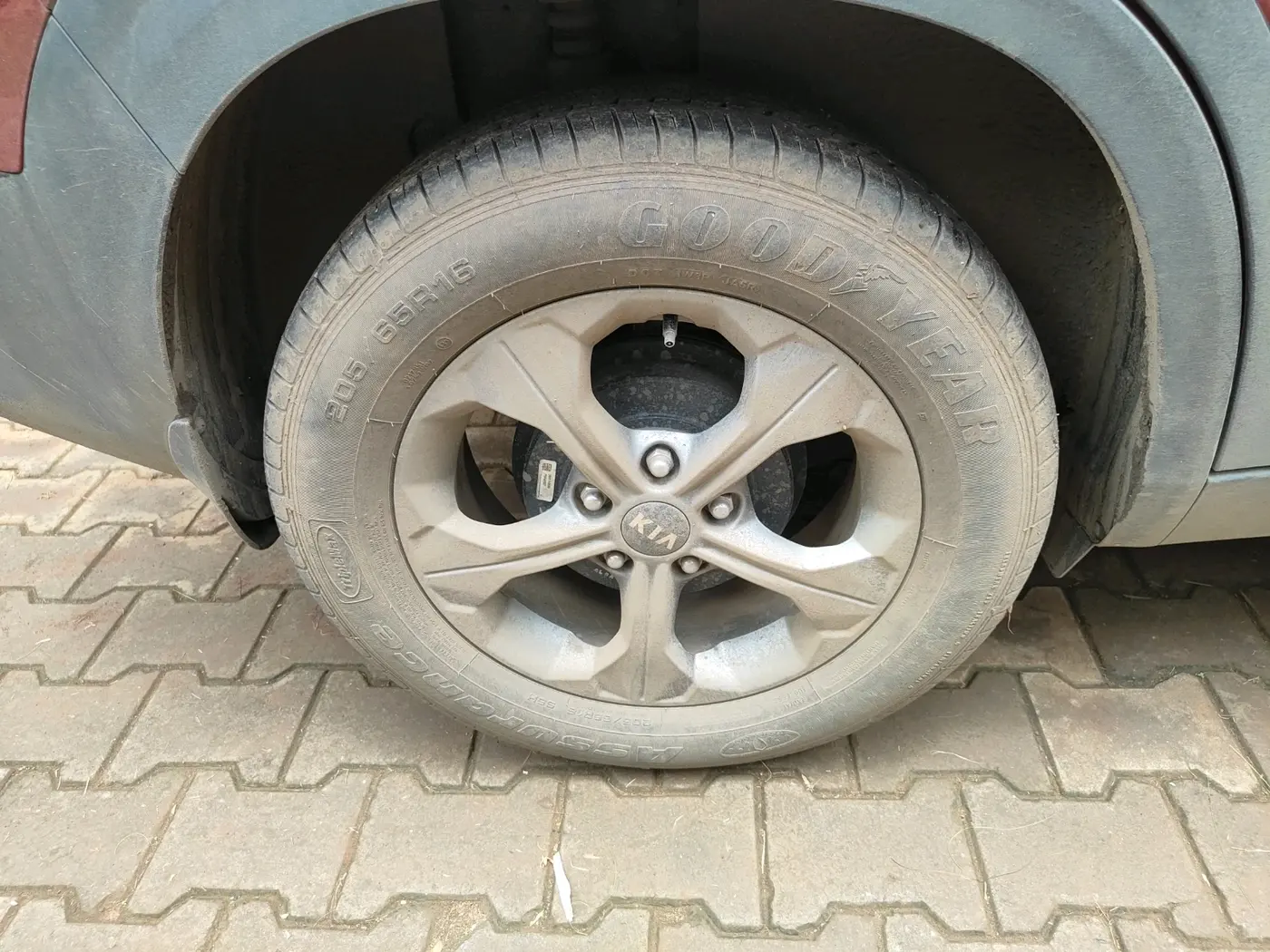 2020 KIA SELTOS HTK PLUS 1.5, Petrol, Manual, 14,881 km, tyre