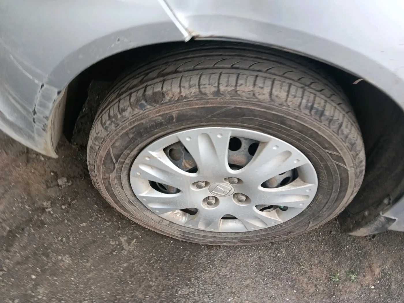 2016 Honda Amaze 1.2L I-VTEC S, Petrol, Manual, 97,780 km, tyre