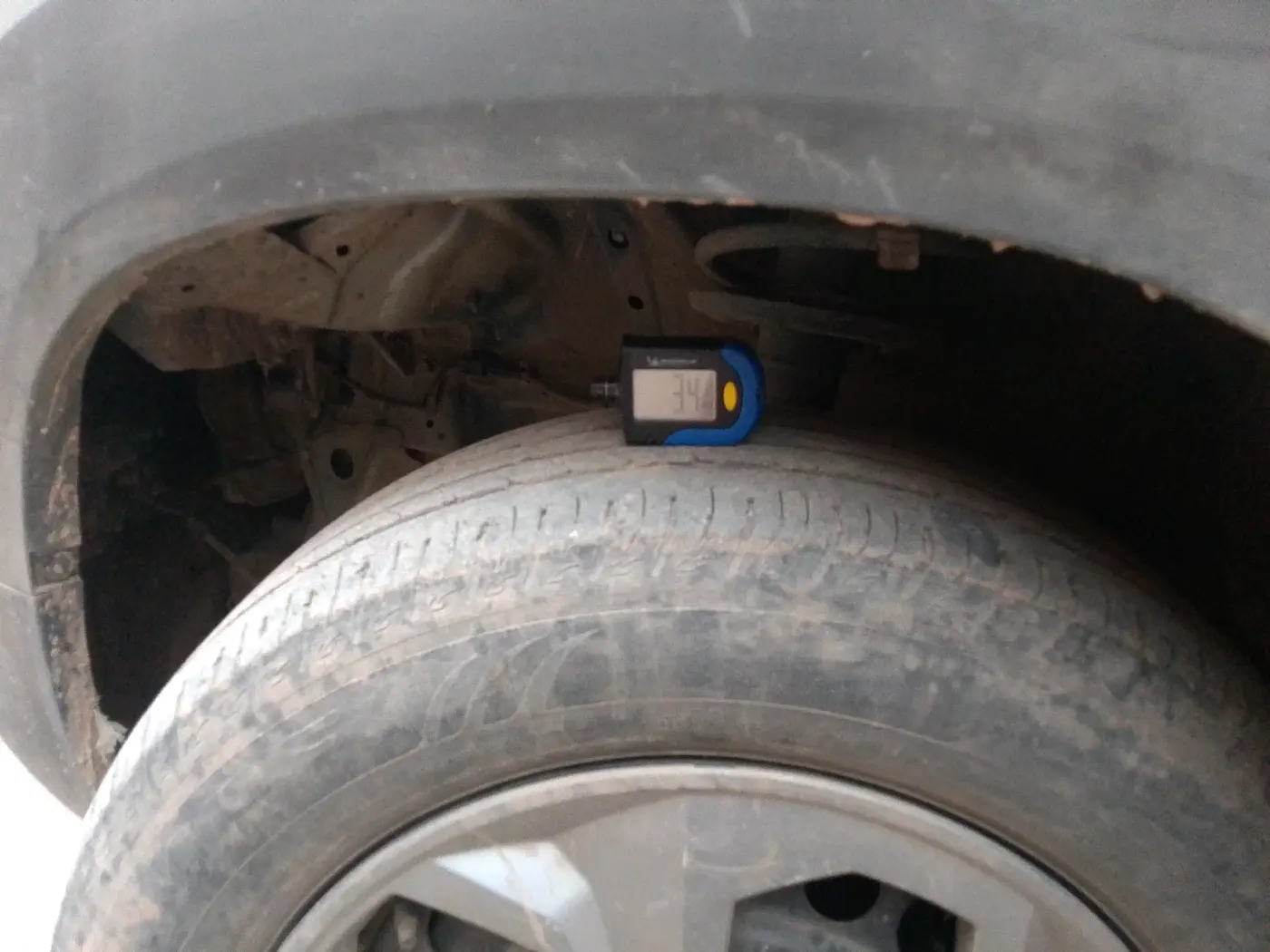 2024 Maruti BREZZA VXI S-CNG, CNG, Manual, 1,05,176 km, tyre