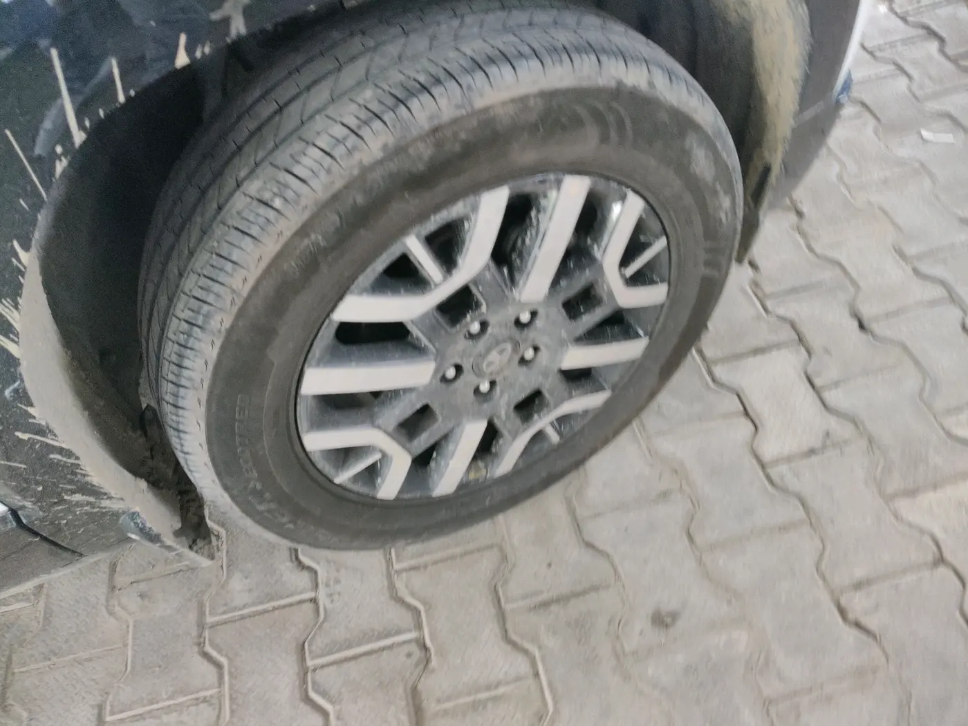 2026 Tata Sierra Pure Plus 1.5 Revotron MT, Petrol, Manual, 7,229 km, tyre