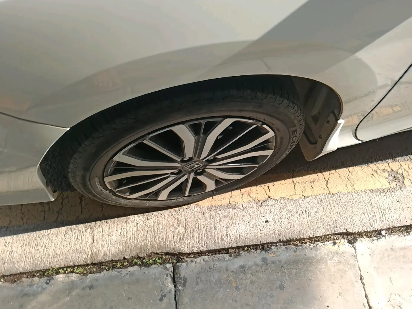 2018 Honda City 1.5L I-VTEC ZX CVT, Petrol, Automatic, 24,014 km, tyre