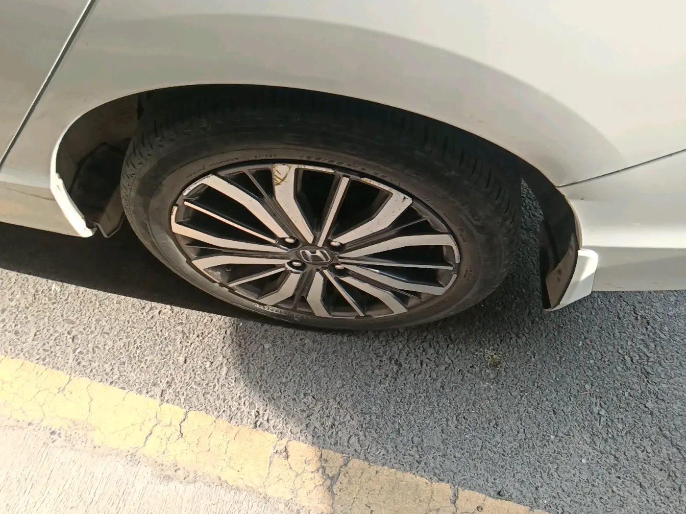 2018 Honda City 1.5L I-VTEC ZX CVT, Petrol, Automatic, 24,014 km, tyre