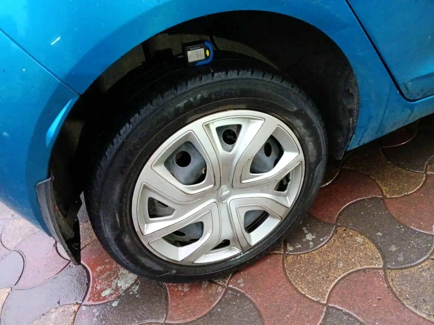 2021 Tata ALTROZ XT PETROL, Petrol, Manual, 47,841 km, tyre